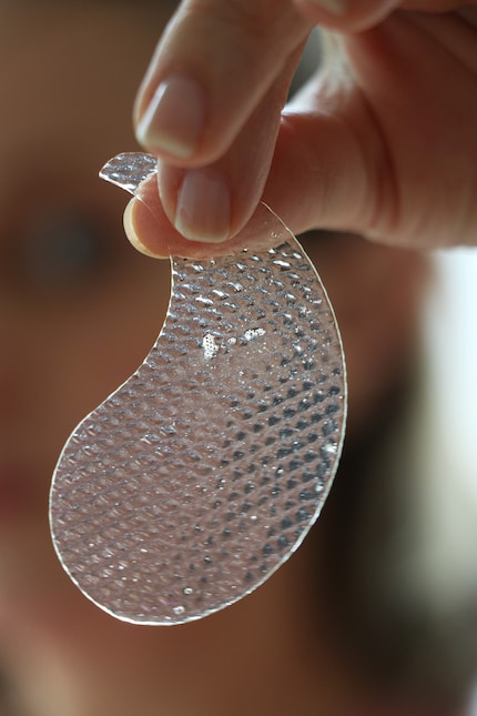 This contains essential oils so if you have sensitive skin, you might be best to avoid them.