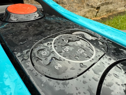 The push buttons on the Sileno Free are waterproof.