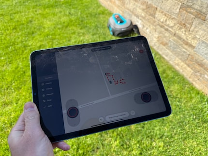 I use my iPad to guide the Sileno Free on its first perimeter run, essentially giving it a tour of its future workplace.