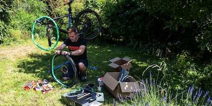 Stefan Hack de Trail Supply au travail.