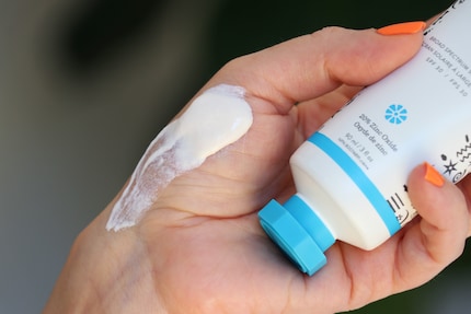 90 Milliliter Produkt, tierversuchsfrei. Zu Inhaltsstoffen tierischen Ursprungs macht Drunk Elephant keine Angaben.