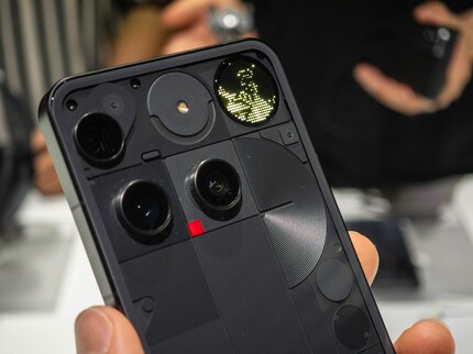 The selfie preview is easier to recognise in motion than in the photo.