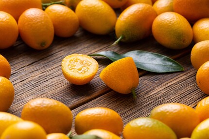 Kumquats are smaller than oranges and can be eaten whole, including the peel. 