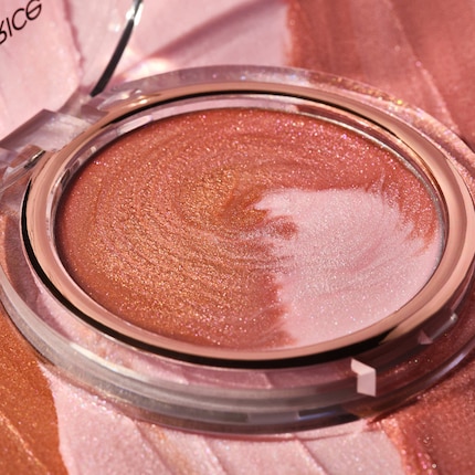 Die Kreation heisst Swirl Of Rose.