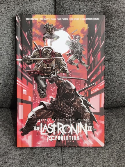 La couverture de la troisième bande dessinée de la série « The Last Ronin ».