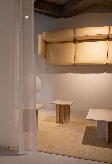 De Redo bank nieuw in Botergeel.