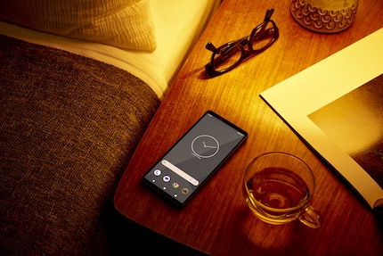 Nessun Android 16 a bordo, ma almeno aggiornamenti più lunghi rispetto al suo predecessore.