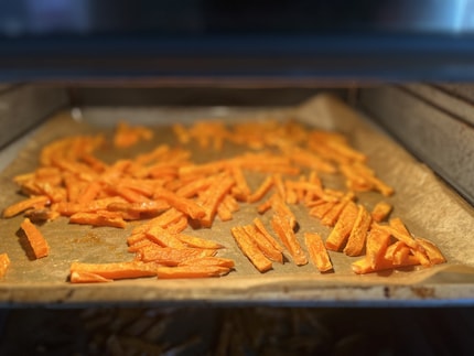Le patatine dolci sono facili e veloci da preparare.