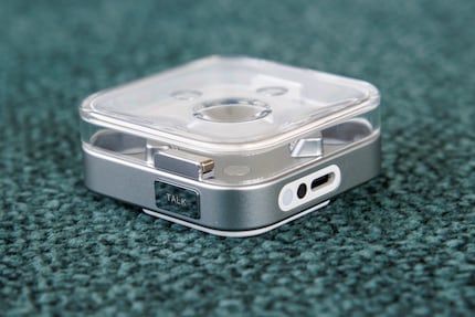 Il microfono può essere utilizzato per le telefonate e le videochiamate, ma non per i video.
