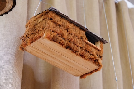 Certains rappellent des maisons, d'autres sont plus abstraits.
