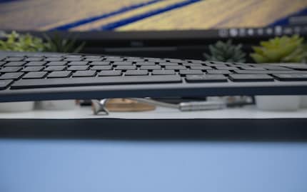 The casing’s easy to bend, which is why the keyboard feels cheap.