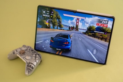Giocare ad «Asphalt» non è un problema con il Galaxy Tab S11 Ultra.
