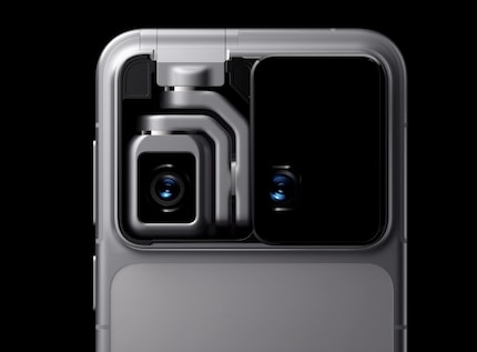 The joints and the camera are hidden on the back.