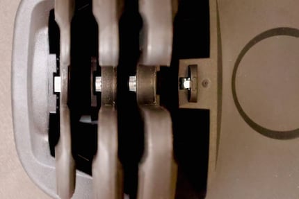 Der Kunststoff ist gut verarbeitet und der Mechanismus hat gut funktioniert – dennoch wäre mir Metall hier lieber.