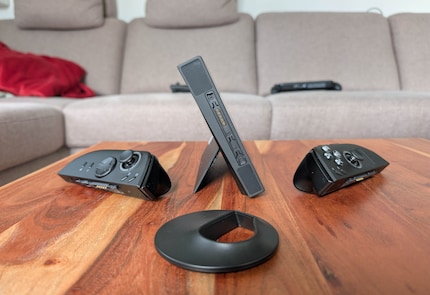 Ohne die Controller ist der Legion Go 2 einfach ein dickes Display.