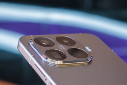 De camerabult ziet er minder lomp uit dan op andere smartphones.