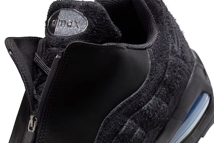 Die Schnürsenkel verstecken sich unter der Abdeckung.