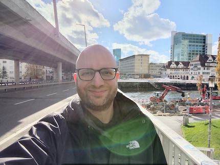 Wenn die Bildqualität stimmen würde, könnte ich über die Reflexionen in der Linse hinwegsehen.