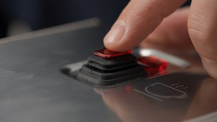 Ein Knopf für Start, der gleiche Knopf für Stopp. So simpel ist die La Piccola.