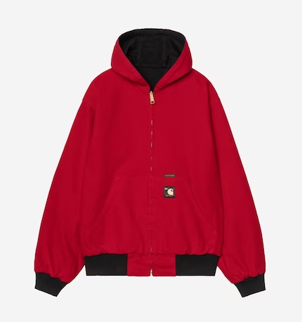 ... of opzichtig in rood.