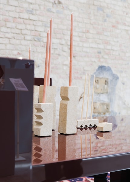 … und ihrem Naturmaterial.