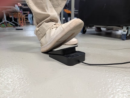 Das Fusspedal funktioniert nur mit «Time Crisis».