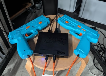 Der zweite Controller kostet extra.