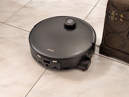 Die ausfahrbare Rolle wischt auch an den Rändern.