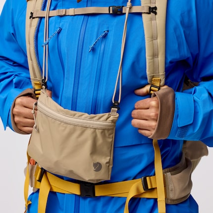 You can also hang the inner pocket around your neck to keep important items to hand.