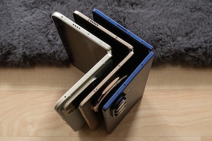 Die Scharniere sind kleine Meisterwerke, ob wasserdicht oder nicht.