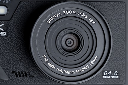 Das eigentliche Objektiv hat nur wenige Millimeter Durchmesser.