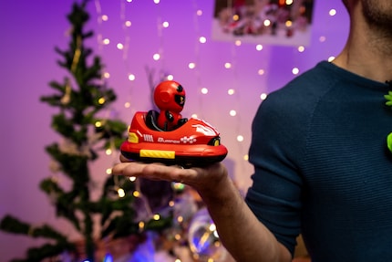 Bummer! Die Bumper Cars gehen weg wie nichts und waren kurz nach dem Dreh vergriffen. Meine Kollegin aus der Category konnte aber nochmal 100 Stück auftreiben, die rechtzeitig zum Fest geliefert werden können.