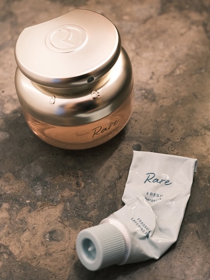 Prima il balsamo al bergamotto fresco, poi il profumo, ecco cosa ha pensato Rare Beauty.