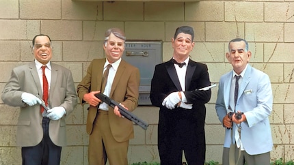 Die Ex-Presidents-Gang aus «Gefährliche Brandung»: Die Masken zeigen in Reihenfolge Richard Nixon, Lyndon B. Johnson, Ronald Reagan und Jimmy Carter. Fun Fact: Die Bandenmitglieder sterben chronologisch nach den Amtszeiten dieser vier Präsidenten.