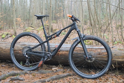 Ik vind dat mijn nieuwe fiets er geweldig uitziet.