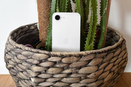 Kein MagSafe, nur eine Kamera und trotzdem nicht günstig. Danke, aber nein danke, Apple.