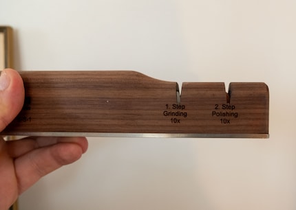 Wenn die Klinge schnell scharf sein muss: Messerschärfer von Sknife.