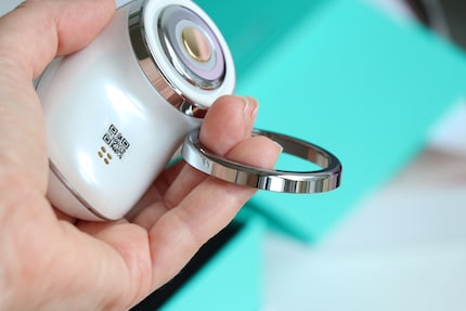 Mit einem magnetischen Metallring liesse sich theoretisch ... 