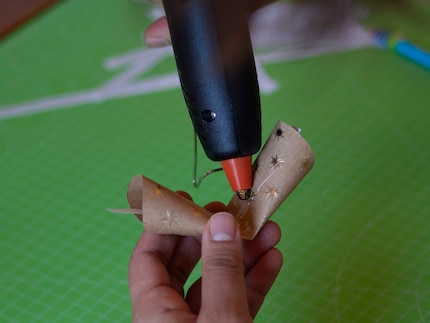 Der Heissleim verhindert, …