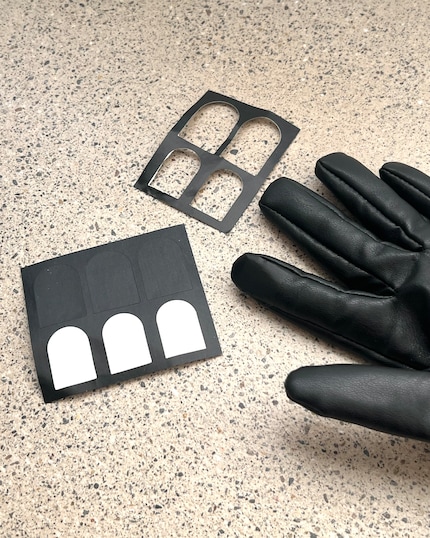 Pro Packung gibt's zehn schwarze Sticker.