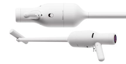 Der Fraction ist in weissem oder schwarzem Aluminium erhältlich.