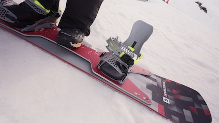 Der erhöhte Stand auf dem Doubledeck fühlt sich beim Fahren fremd an.