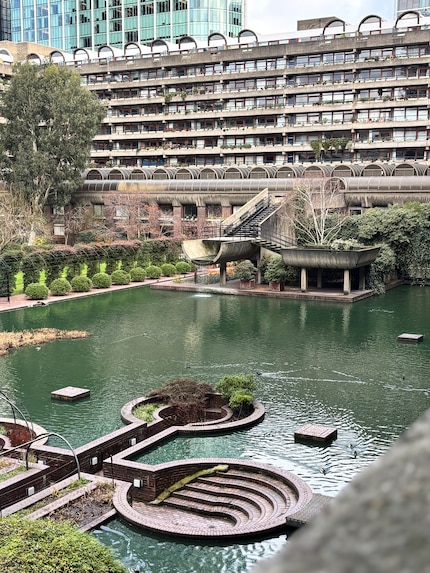 Im Barbican sind (unter anderem) 2000 Wohnungen untergebracht.