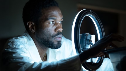 Yahya Abdul-Mateen II gibt als Simon Williams eine der besten Performances ab, die das MCU je gesehen hat.