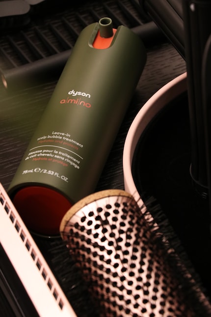 Dyson Amino umfasst in der Originalgrösse 75 Milliliter.