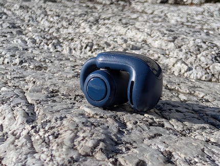 Die Bose haben als einziges Modell einen richtigen Knopf.