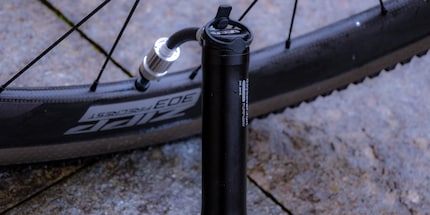 Pump it up. Bei mir nie ohne Schlauch.