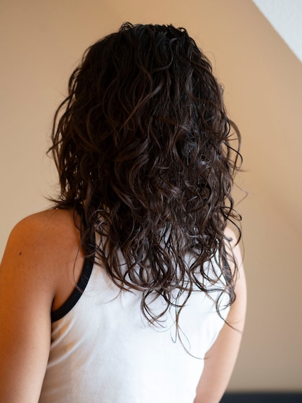 Im Verlauf des Tages wird sich das Volumen etwas legen. Den Gelcast kann ich gut herauskneten, ohne die Struktur zu verlieren.