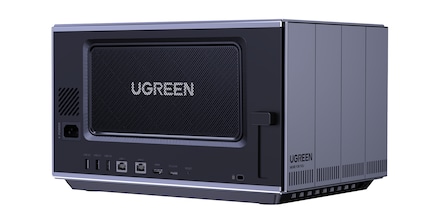 Seule la version Pro dispose d'un port OCuLink.