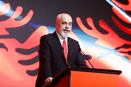 Albaniens Ministerpräsident Edi Rama meint, Social Media beinhalte nur «Dreck und Kot».